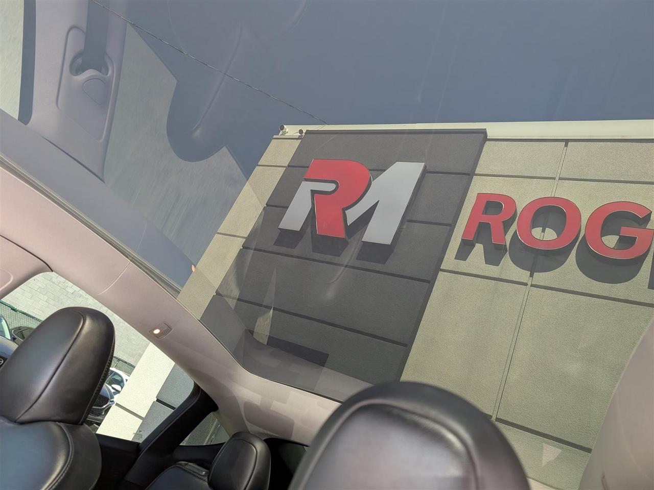 2023 Tesla Model Y LONG RANGE AWD - DUAL MOTOR Photo