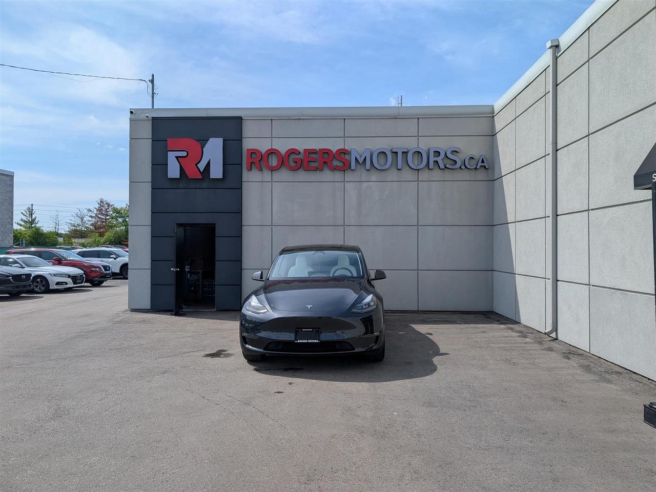 2024 Tesla Model Y LONG RANGE AWD - WHITE INTERIOR - DUAL MOTOR Photo