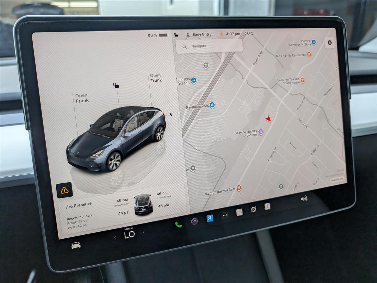 2024 Tesla Model Y LONG RANGE AWD - WHITE INTERIOR - DUAL MOTOR Photo