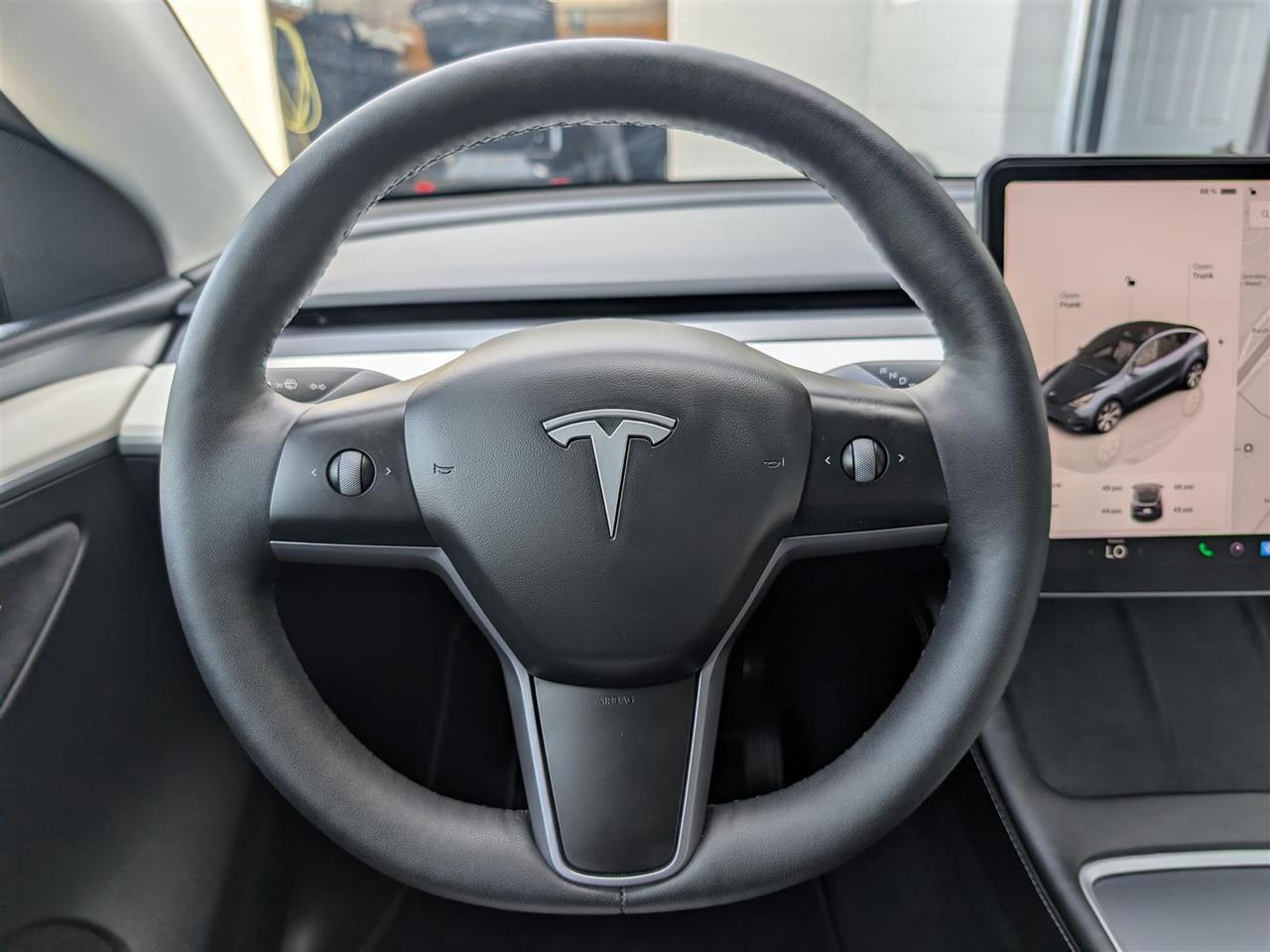 2024 Tesla Model Y LONG RANGE AWD - WHITE INTERIOR - DUAL MOTOR Photo