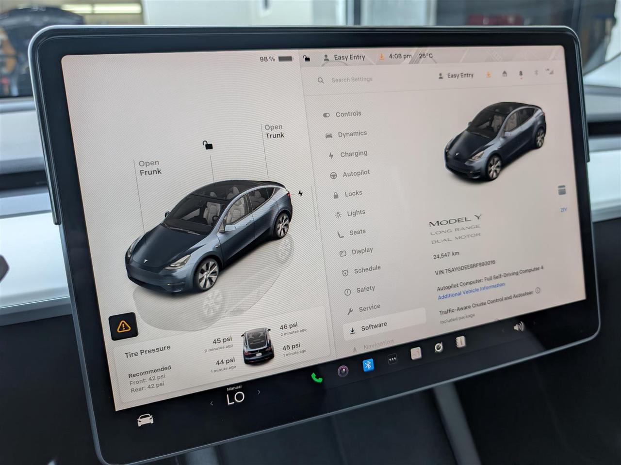 2024 Tesla Model Y LONG RANGE AWD - WHITE INTERIOR - DUAL MOTOR Photo