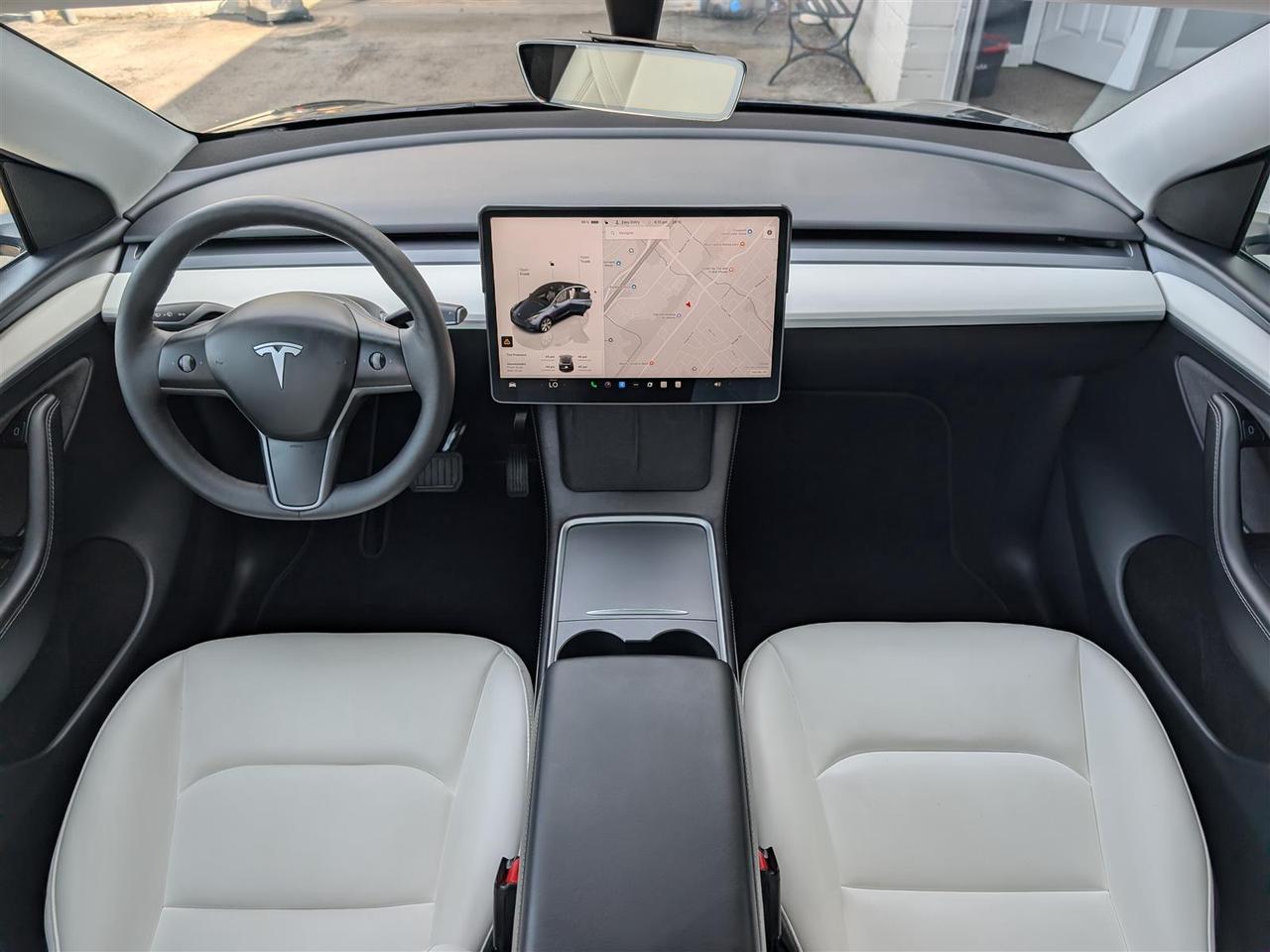2024 Tesla Model Y LONG RANGE AWD - WHITE INTERIOR - DUAL MOTOR Photo