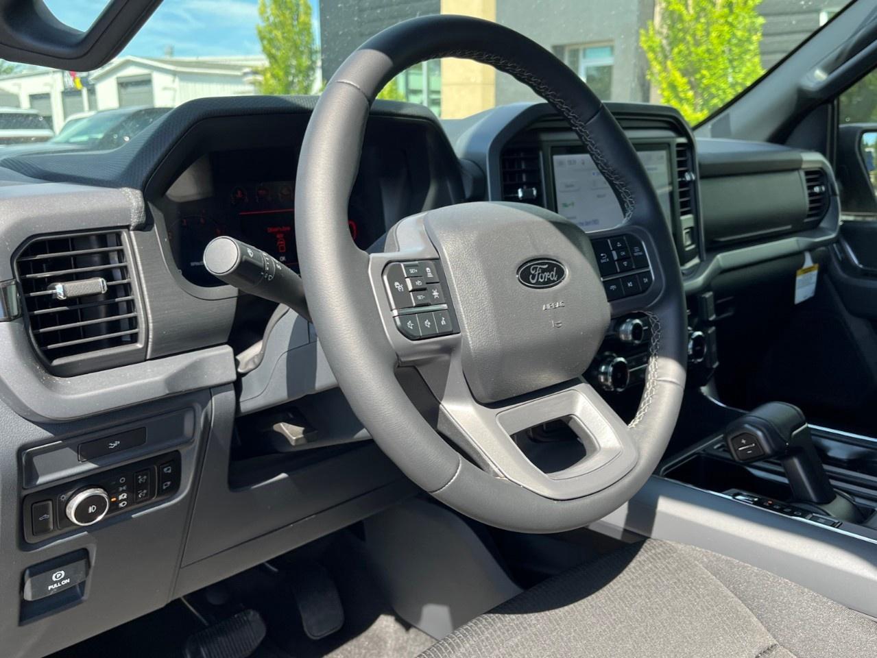 2026 Ford F-150 XLT 4WD SuperCrew 5.5' Box Photo