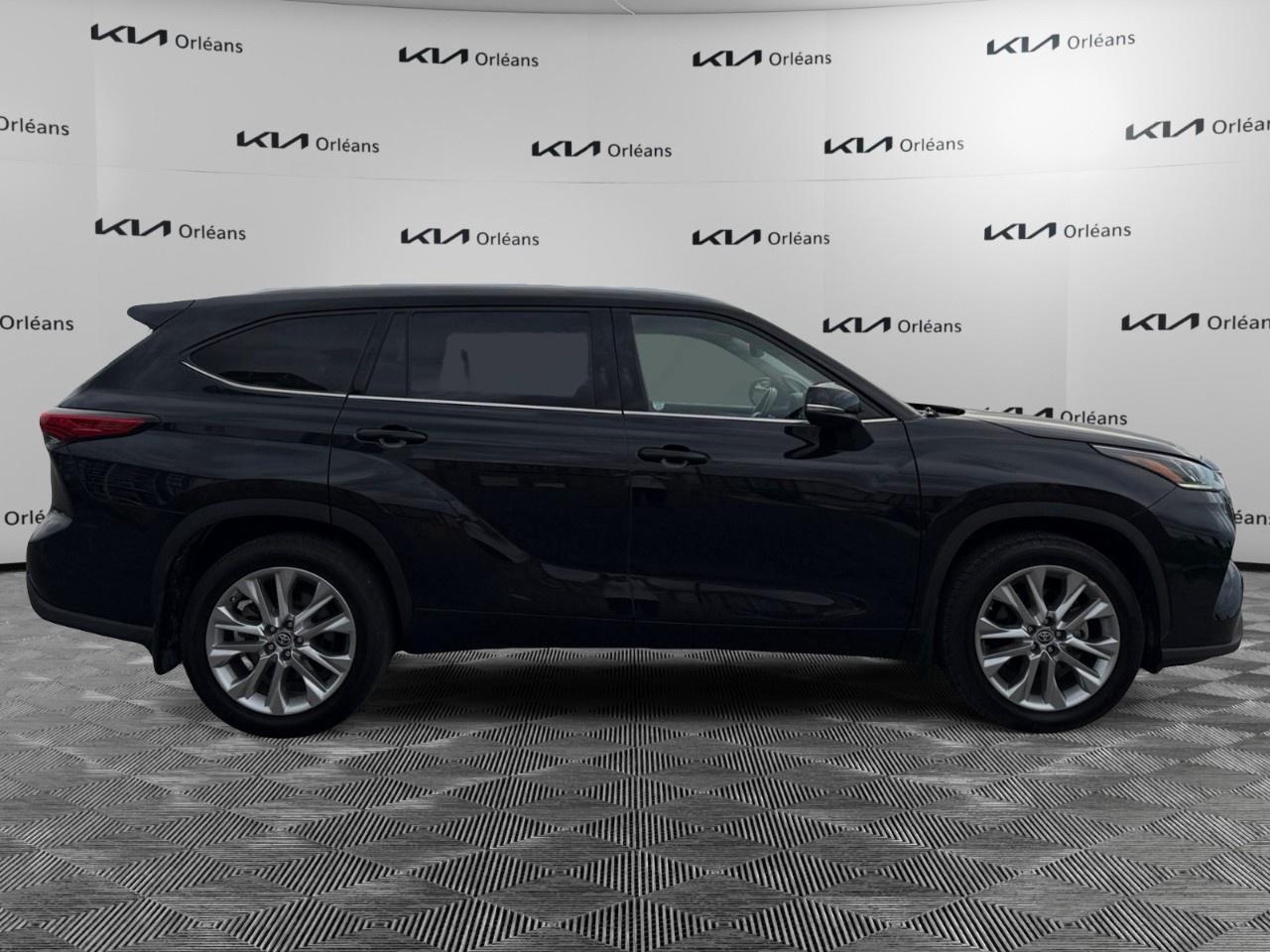2022 Toyota Highlander LIMITED AWD Photo