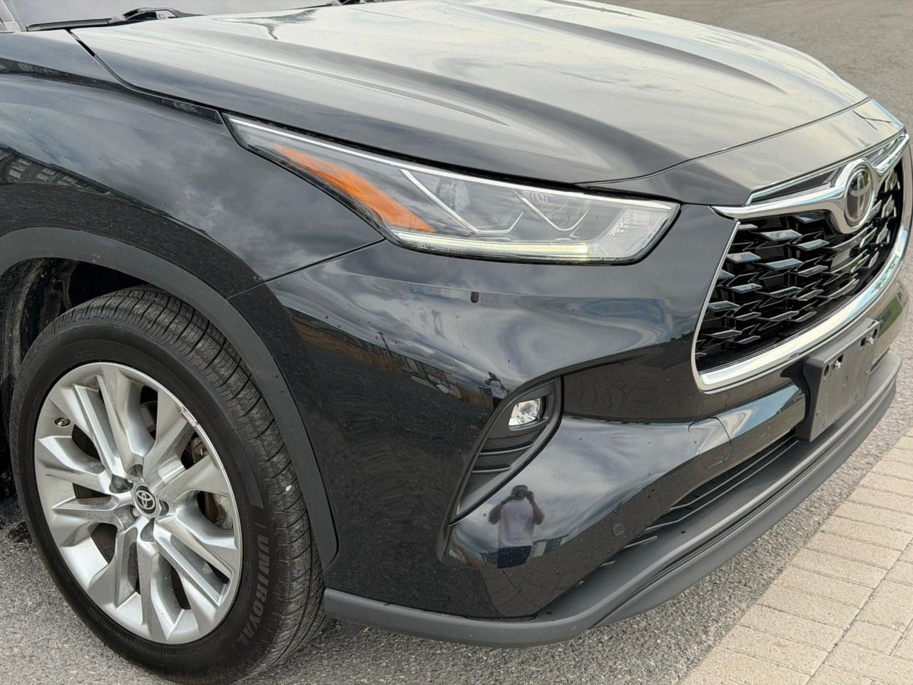 2022 Toyota Highlander LIMITED AWD Photo