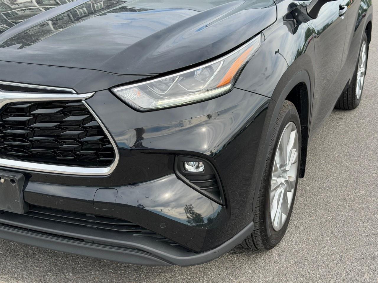 2022 Toyota Highlander LIMITED AWD Photo