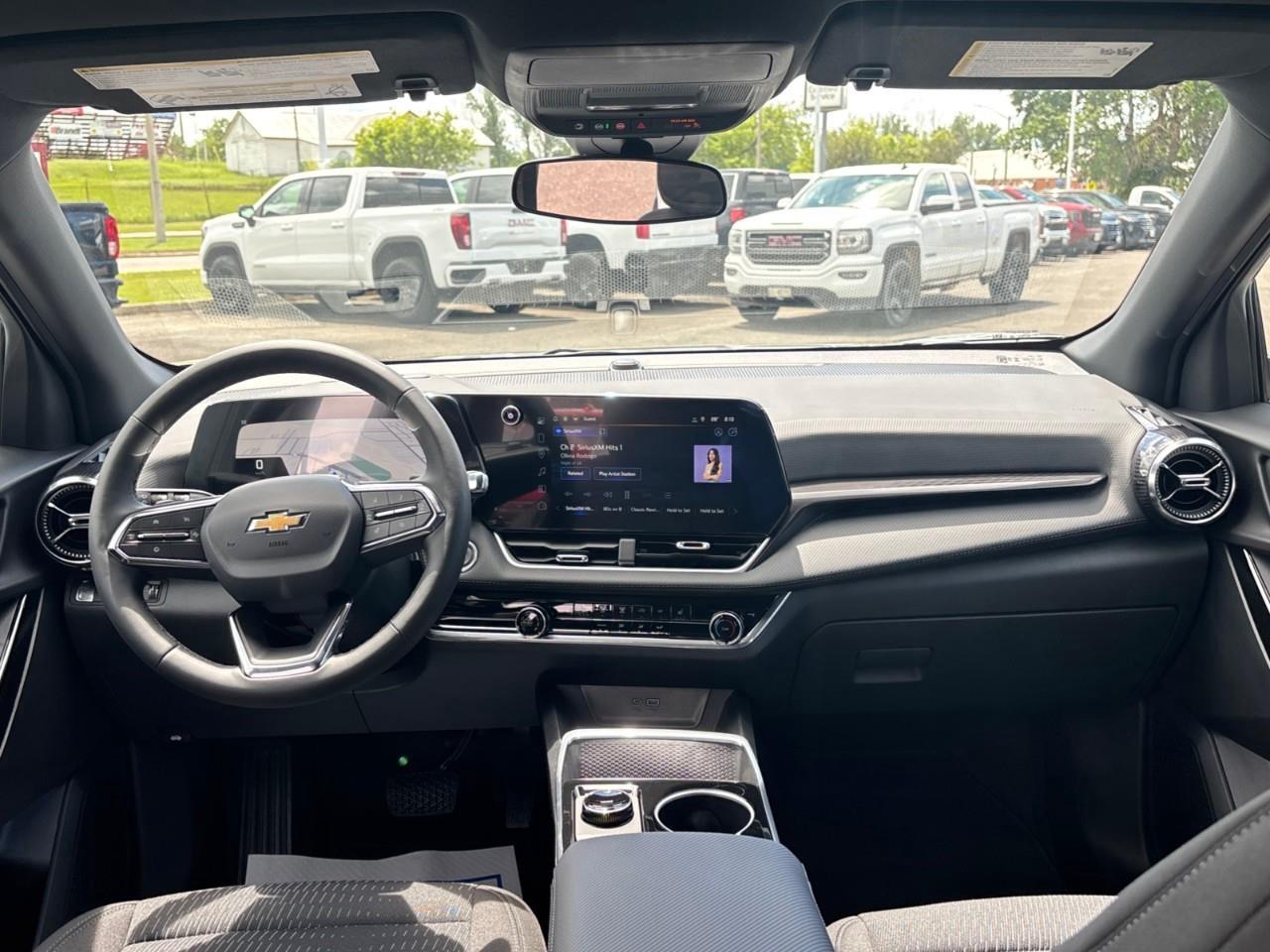 2026 Chevrolet Equinox LT Photo