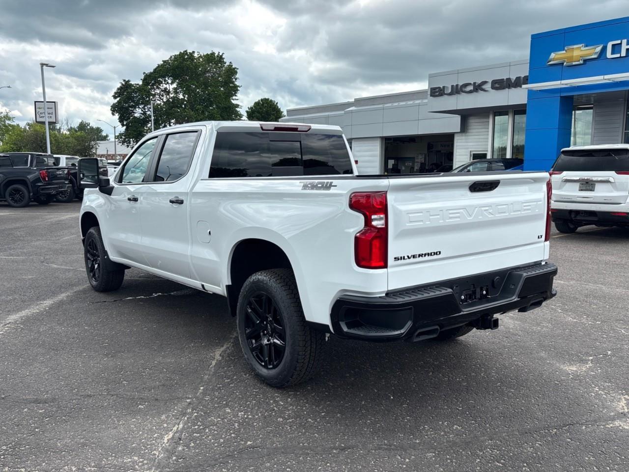 2026 Chevrolet Silverado 1500 LT Trail Boss Photo