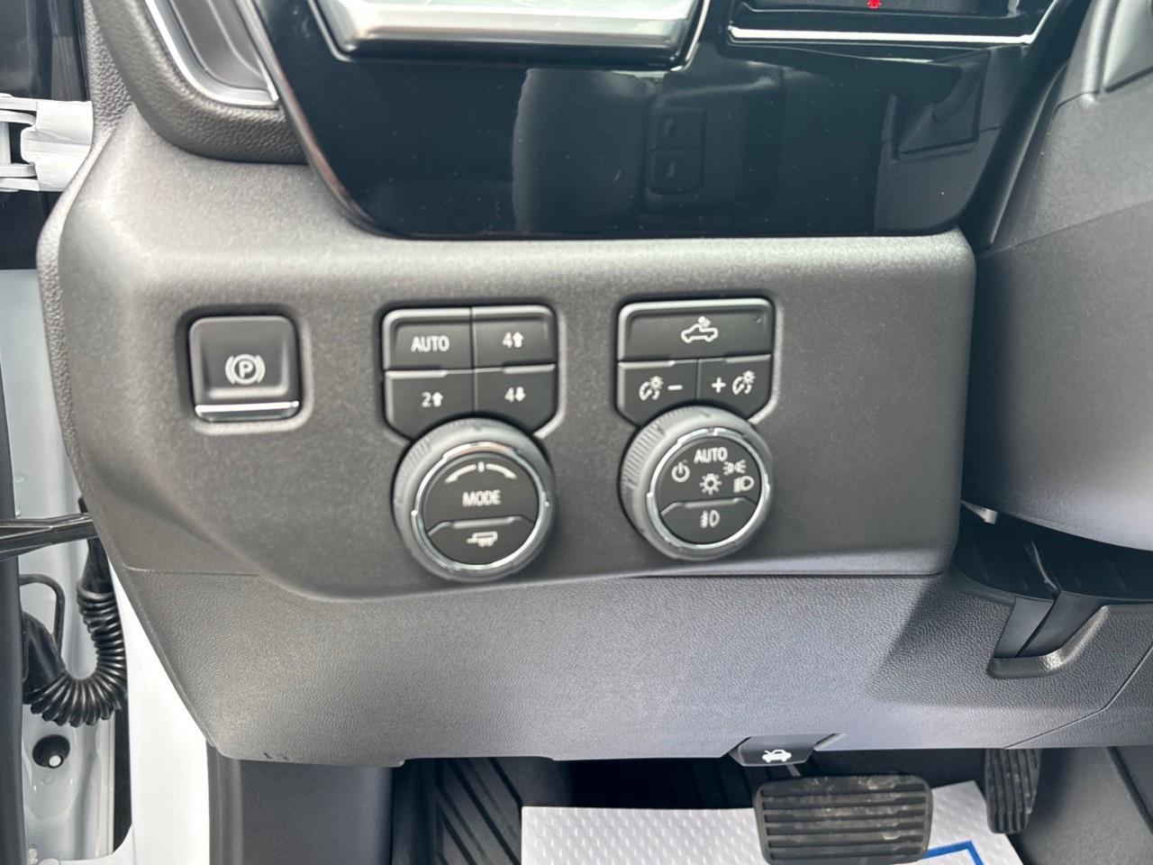2026 Chevrolet Silverado 1500 LT Trail Boss Photo