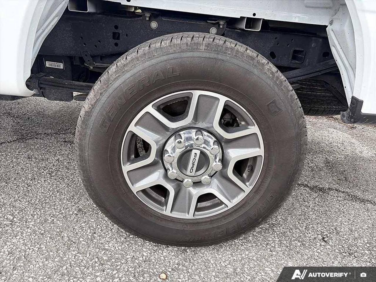 2025 Ford F-250 XLT 603A|5TH WHEEL PREP|SNOW PLOW PREP|10,000 GVWR PK Photo