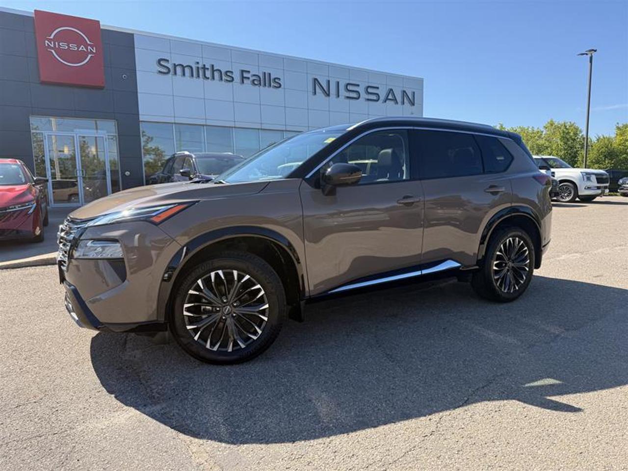 2024 Nissan Rogue AWD Platinum Photo