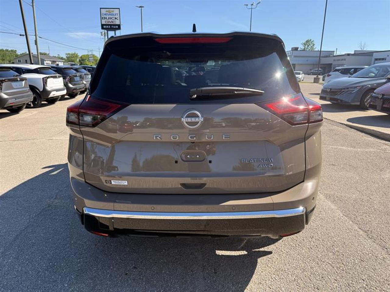 2024 Nissan Rogue AWD Platinum Photo