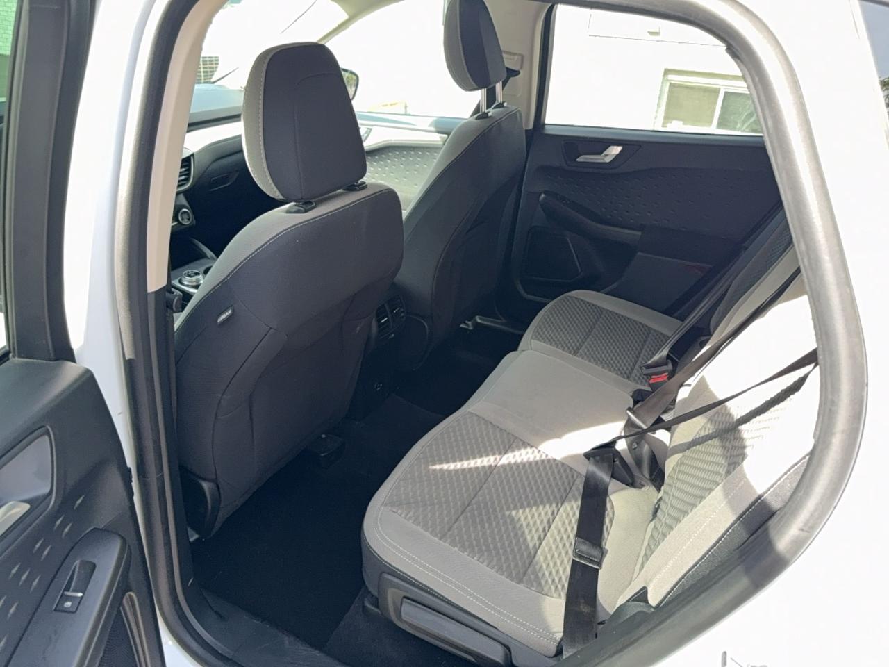 2020 Ford Escape SE Photo