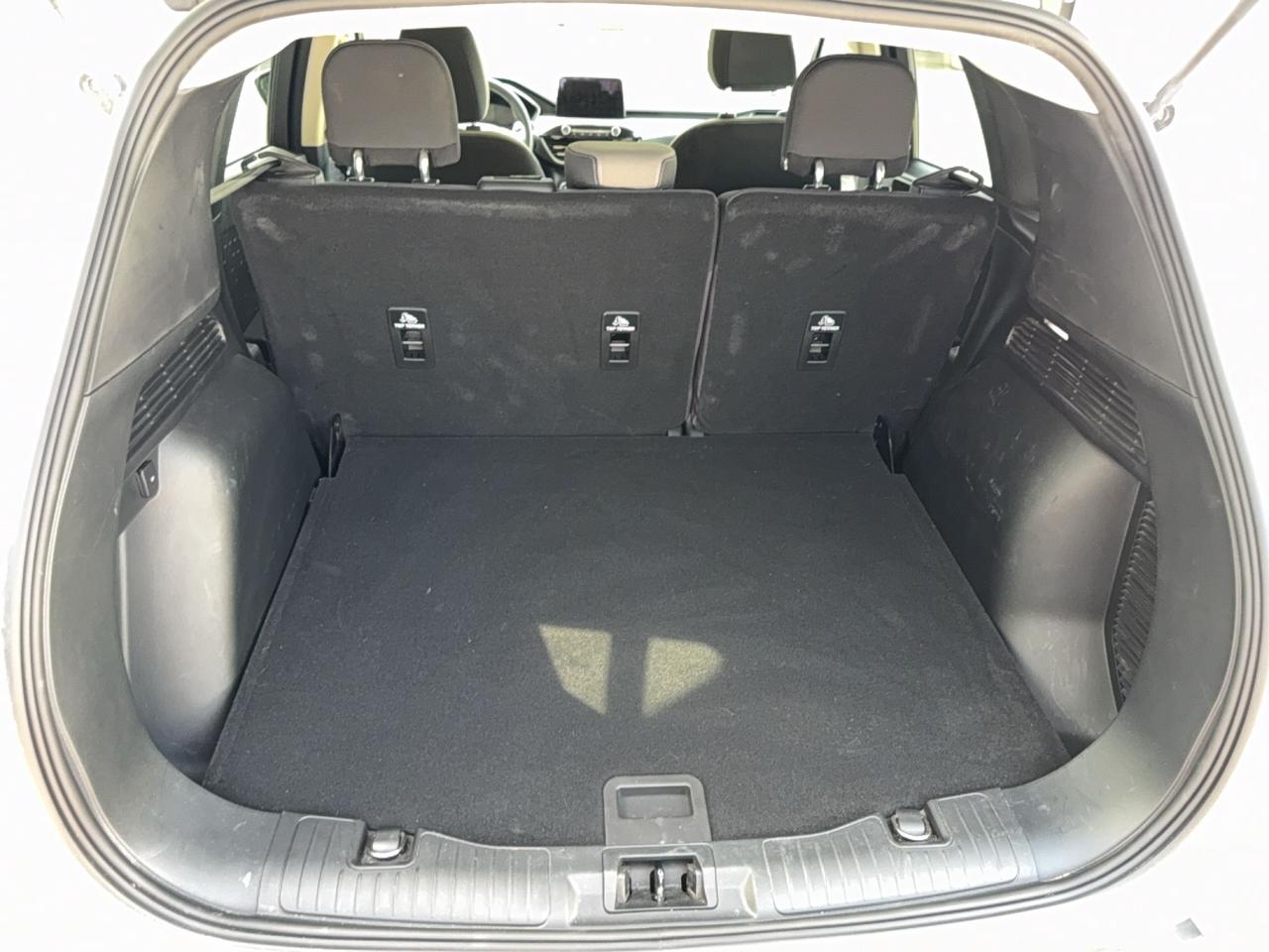 2020 Ford Escape SE Photo