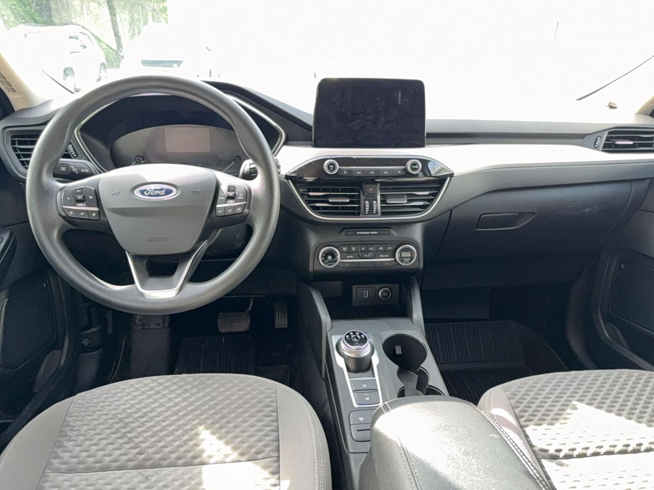 2020 Ford Escape SE Photo