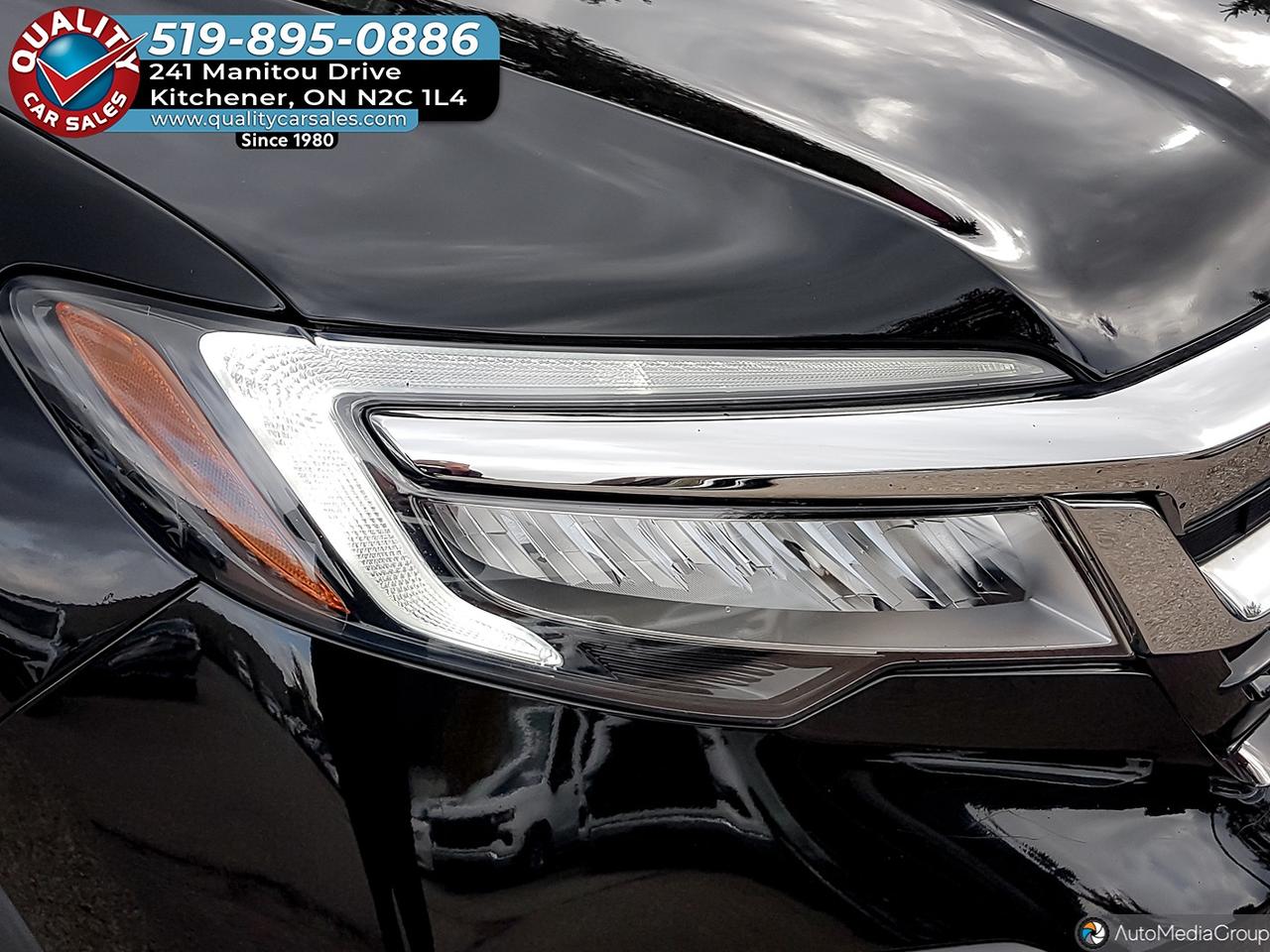 2021 Honda Pilot Touring *LEATHER-SUNROOF-NAVIGATION-DVD PLAYER* Photo2