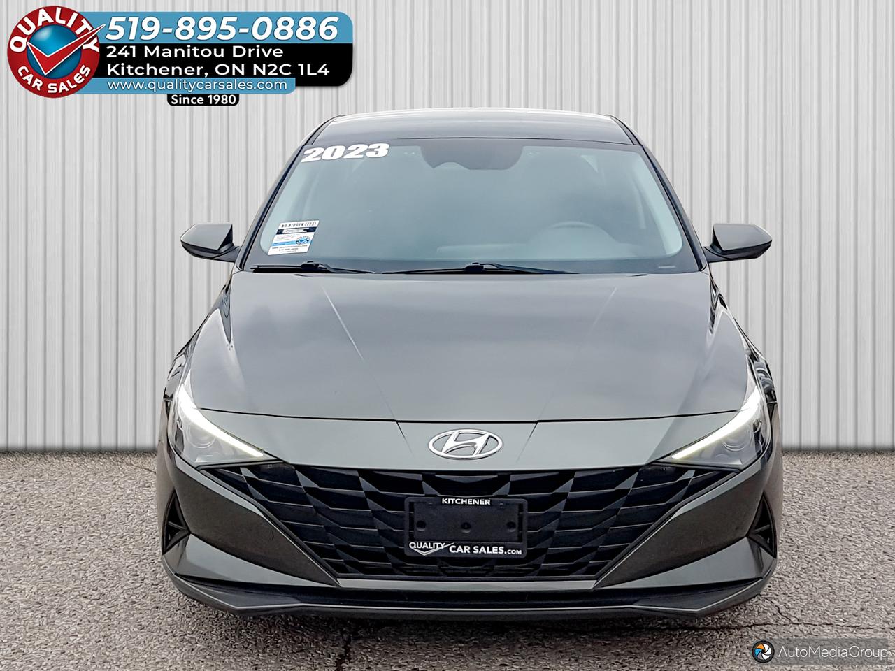 2023 Hyundai Elantra Preferred *HEATED SEATS* Photo