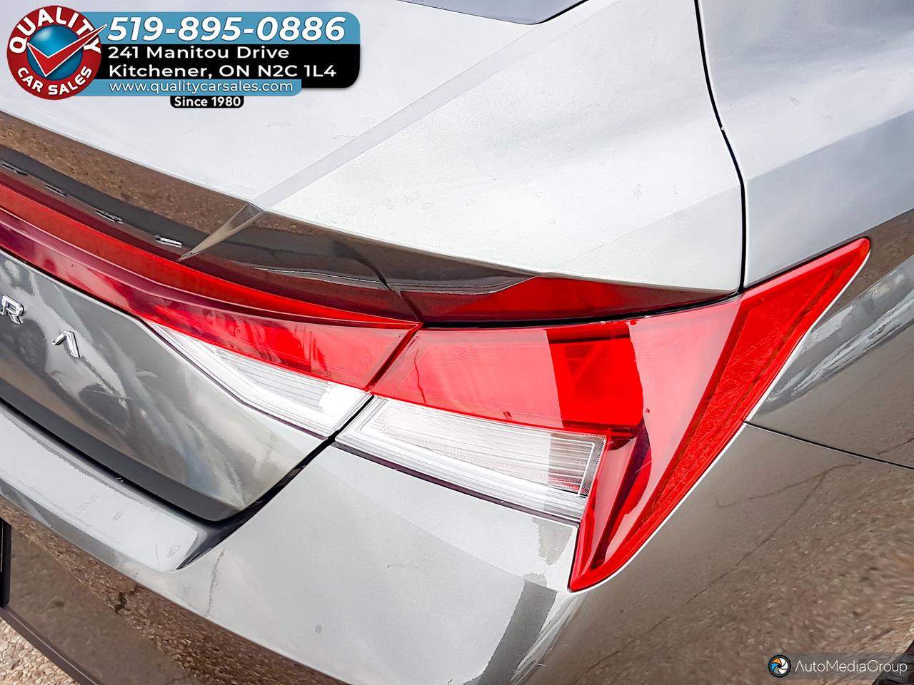 2023 Hyundai Elantra Preferred *HEATED SEATS* Photo