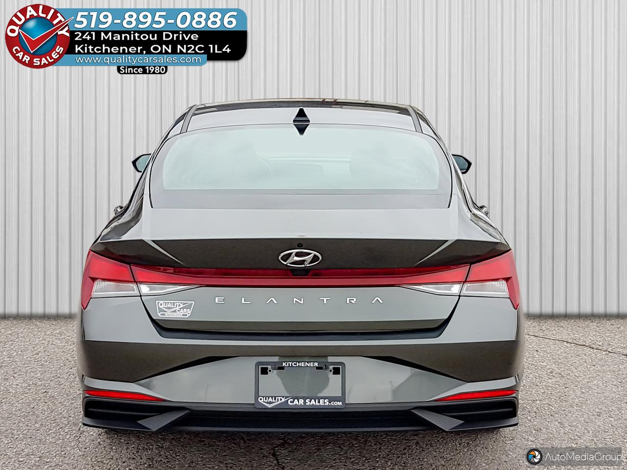 2023 Hyundai Elantra Preferred *HEATED SEATS* Photo
