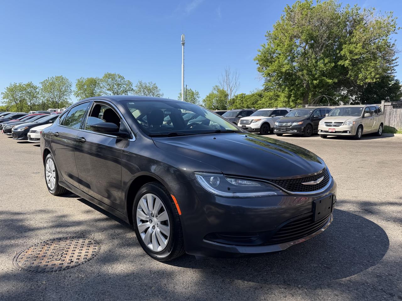 Used 2015 Chrysler 200 LX for sale in London, ON