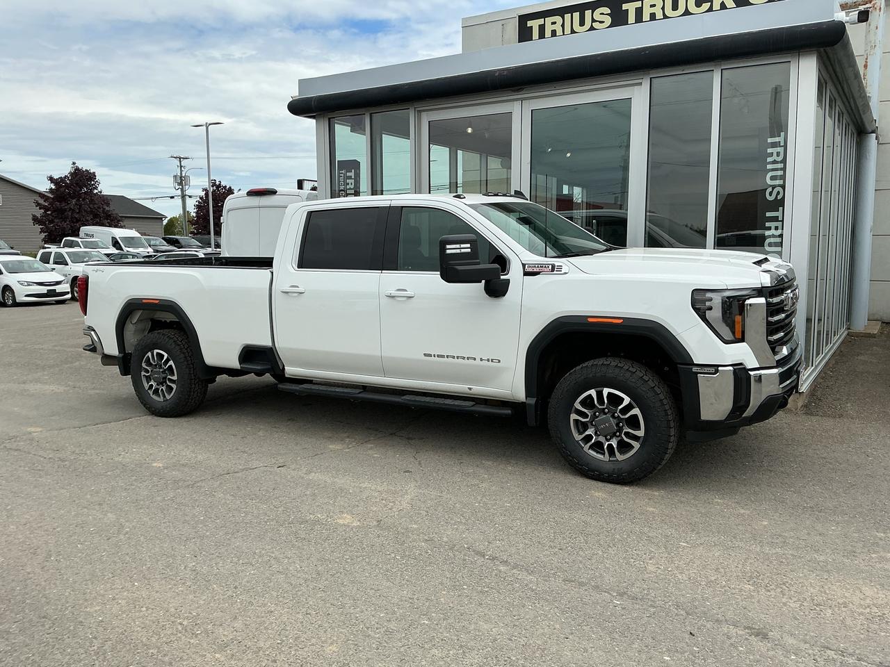 2024 GMC Sierra 3500 SLE
