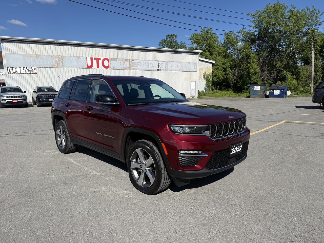 2022 Jeep Grand Cherokee Limited - Extended Warranty to 06/27 - Lux Tech II Photo