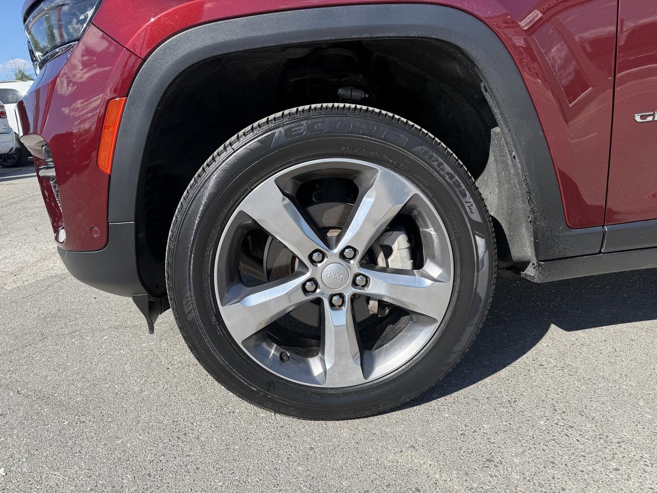 2022 Jeep Grand Cherokee Limited - Extended Warranty to 06/27 - Lux Tech II Photo
