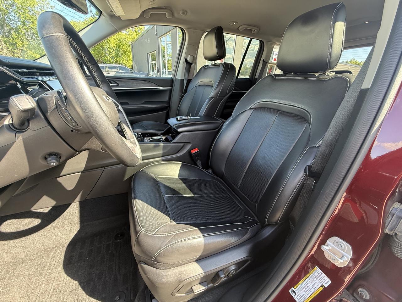 2022 Jeep Grand Cherokee Limited - Extended Warranty to 06/27 - Lux Tech II Photo