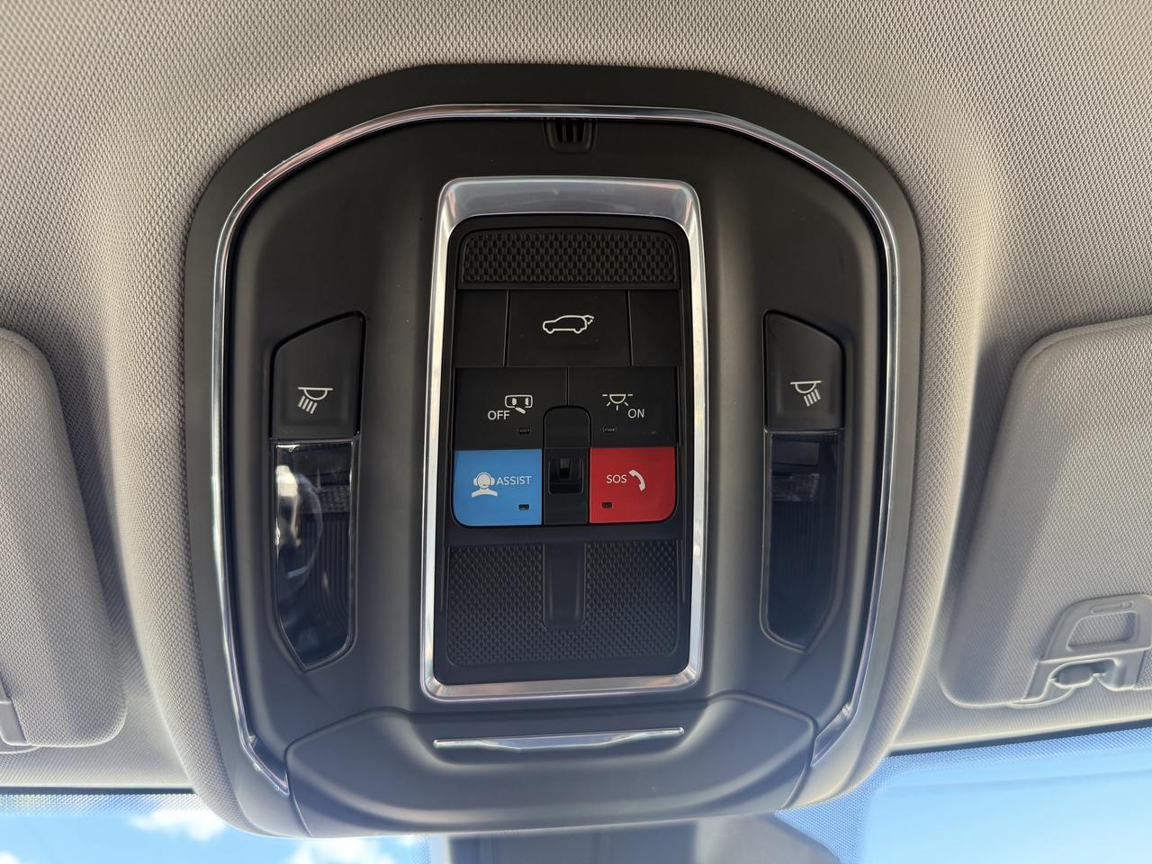 2022 Jeep Grand Cherokee Limited - Extended Warranty to 06/27 - Lux Tech II Photo