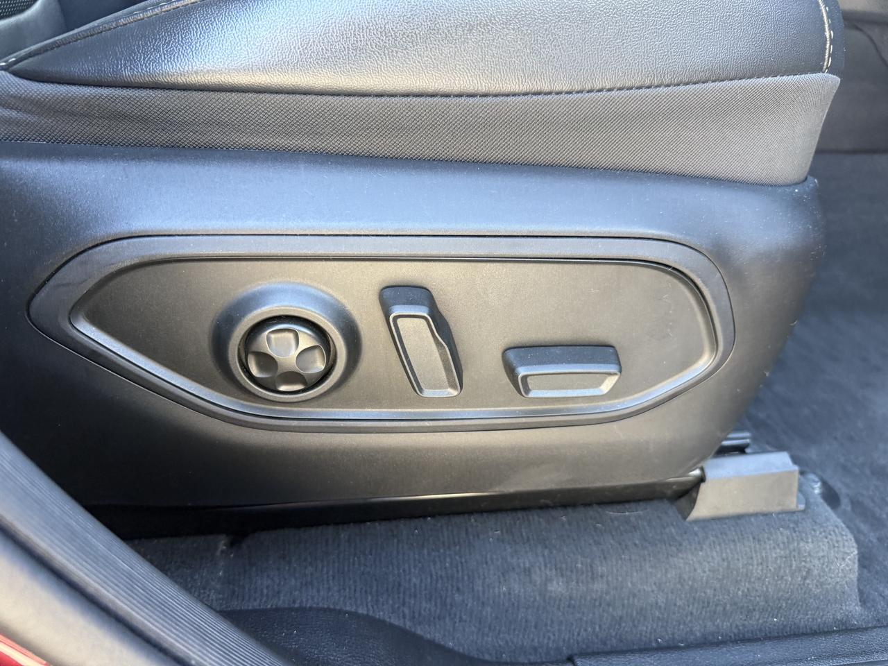 2022 Jeep Grand Cherokee Limited - Extended Warranty to 06/27 - Lux Tech II Photo