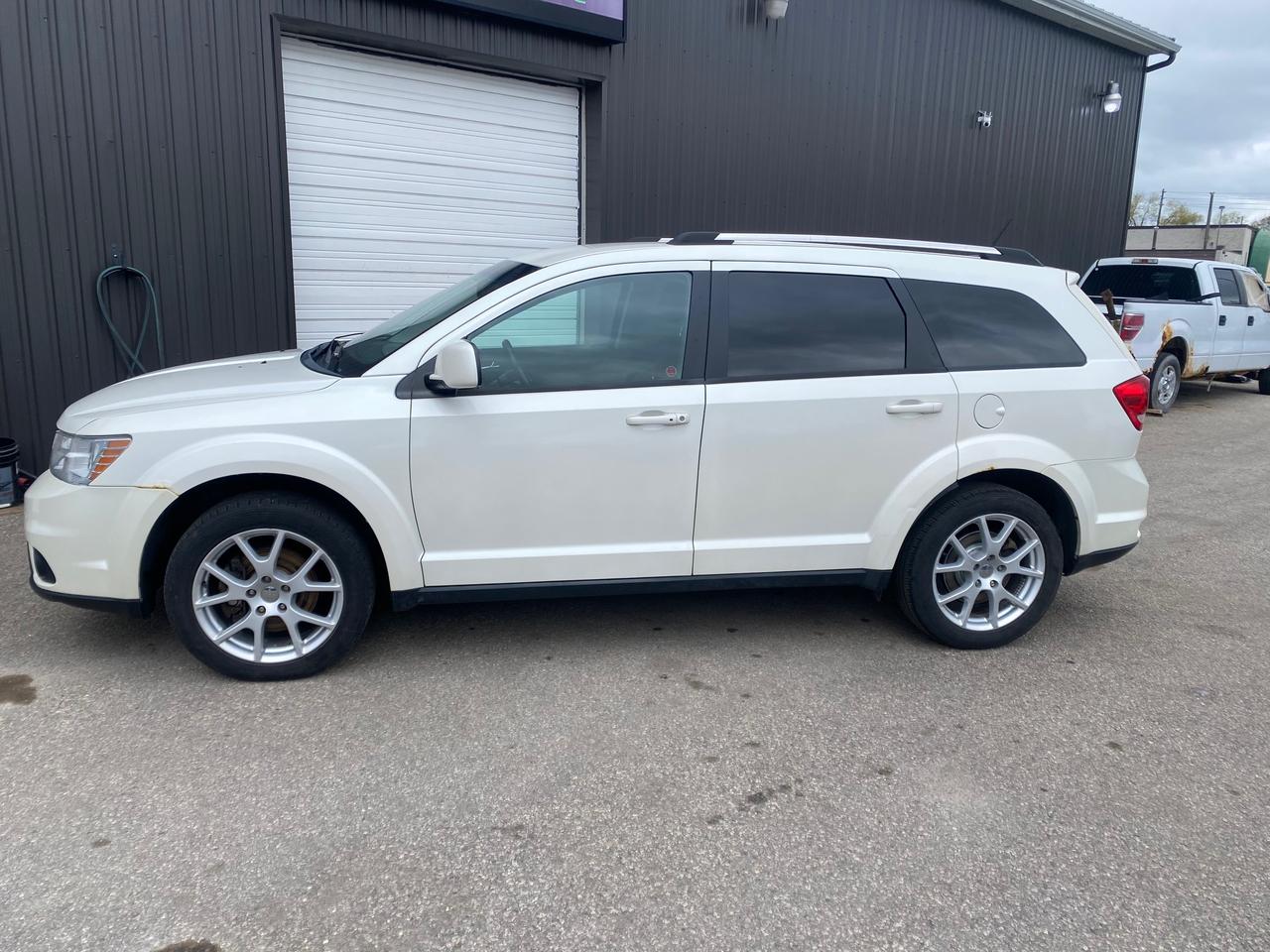 Used 2015 Dodge Journey Limited for sale in Waterloo, ON