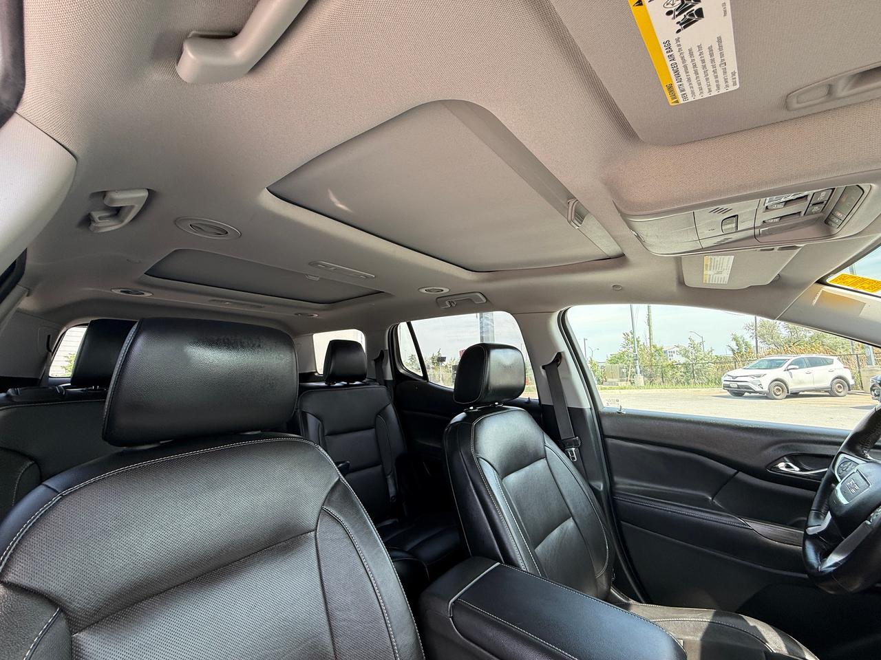 2017 GMC Acadia SLT2*6 Seater*LOADED*CLEAN CARFAX* Photo