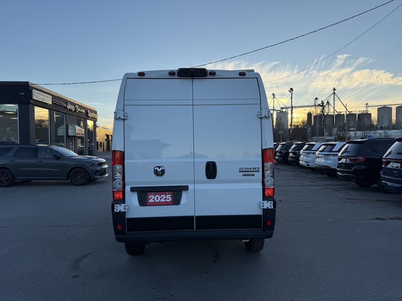 2025 RAM 2500 ProMaster PROMASTER 159" WB HIGH ROOF Photo3