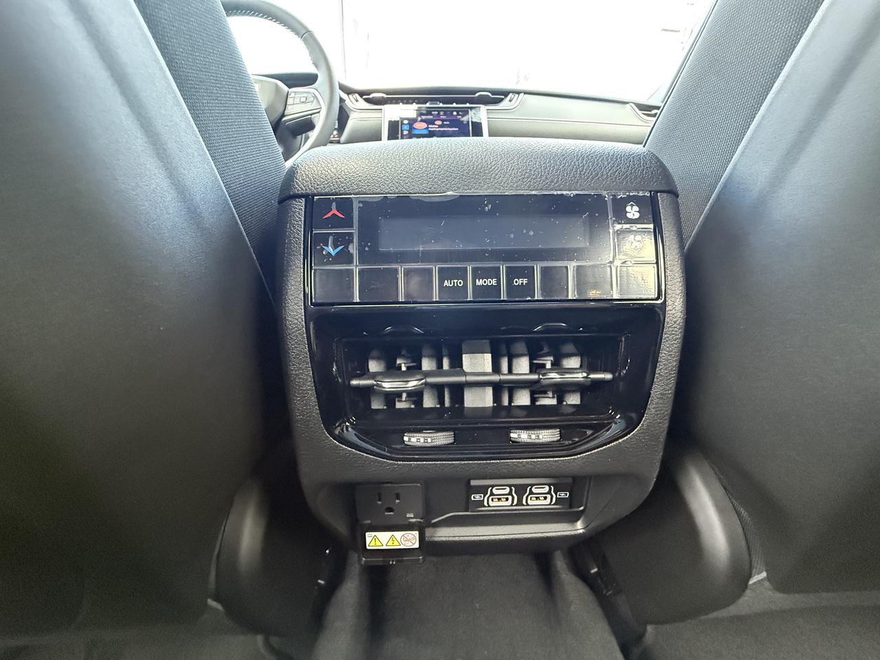 2025 Jeep Grand Cherokee L ALTITUDE 4X4 Photo