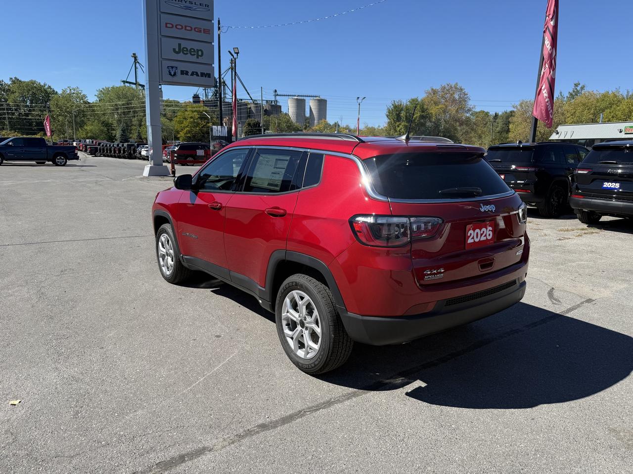 2026 Jeep Compass NORTH 4X4 Photo2