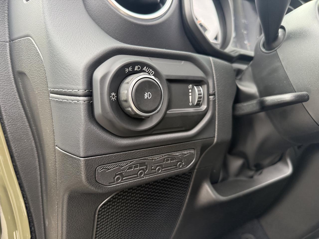 2026 Jeep Wrangler Sahara 4X4 4 Door - Sky Top! Photo