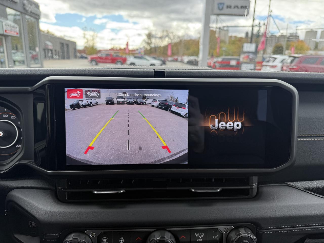 2026 Jeep Wrangler Sahara 4X4 4 Door - Sky Top! Photo