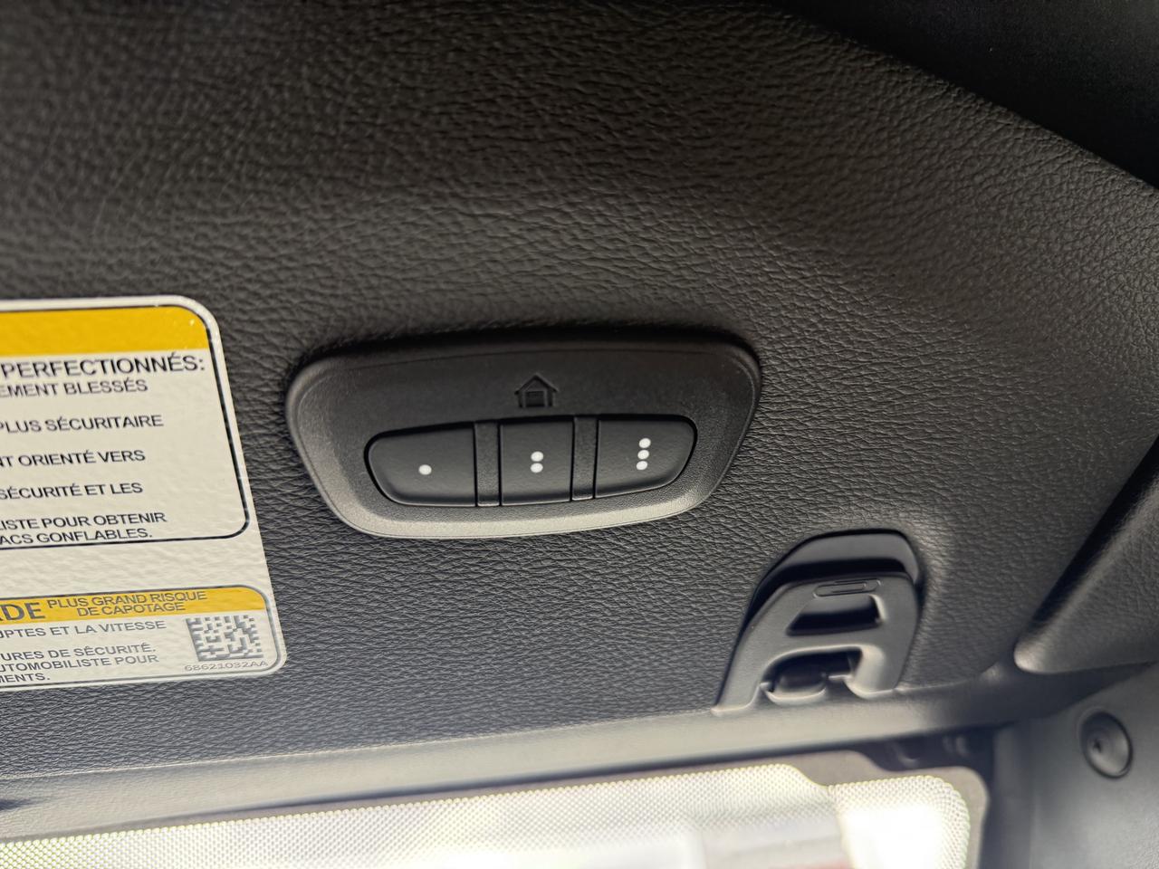 2026 Jeep Wrangler Sahara 4X4 4 Door - Sky Top! Photo