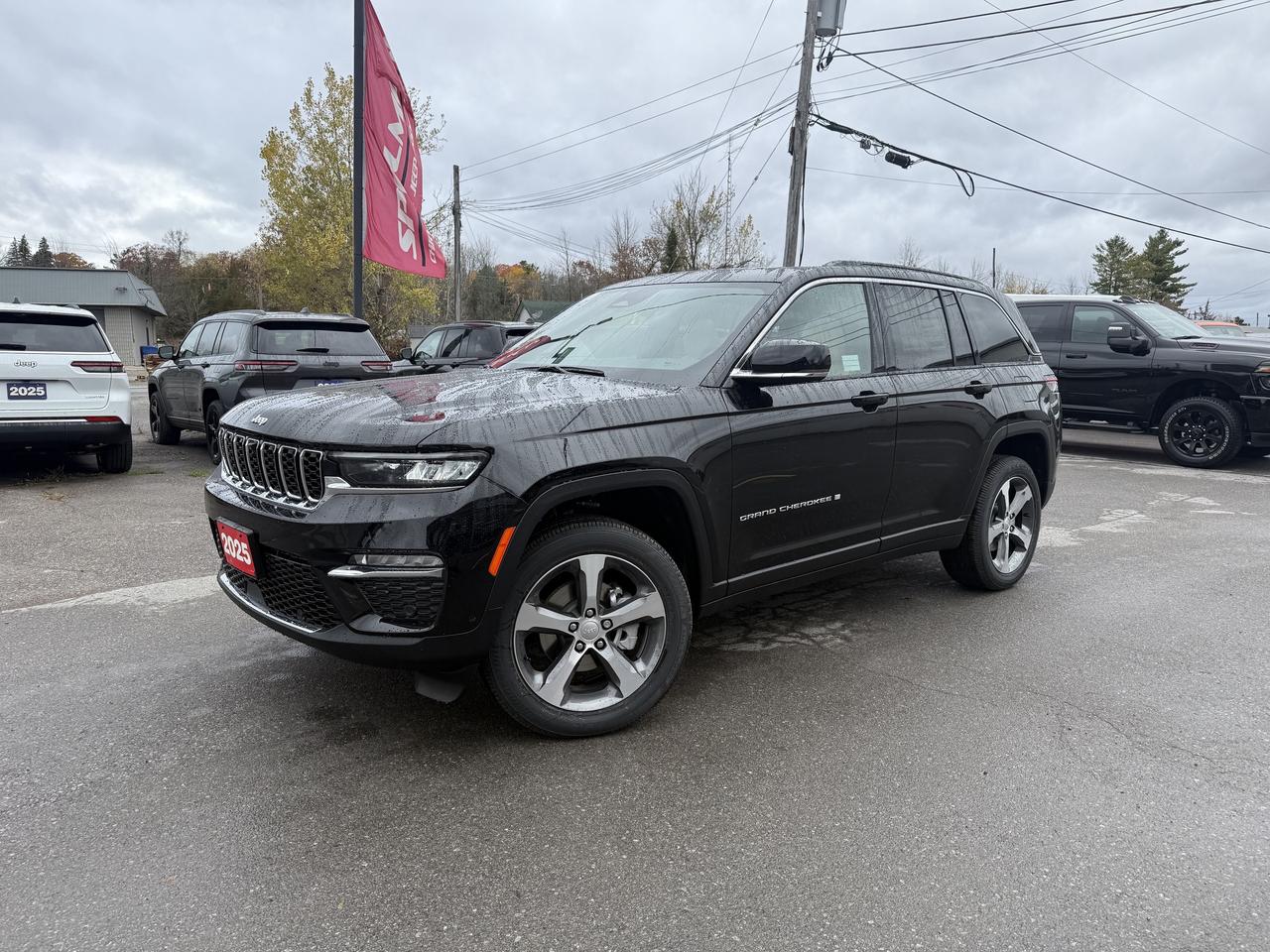 2025 Jeep Grand Cherokee LIMITED 4X4 Photo0