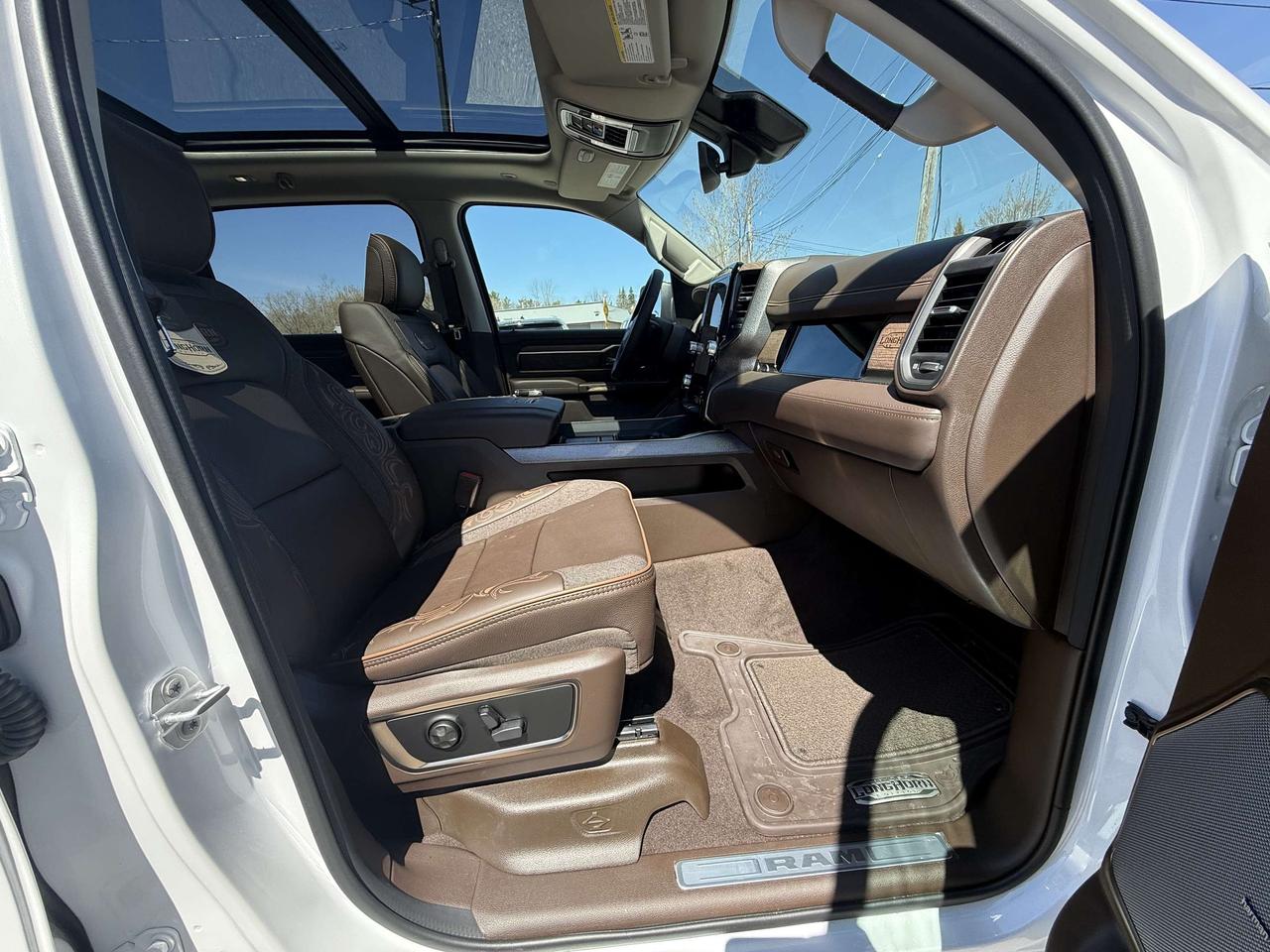 2026 RAM 1500 Longhorn Crew Cab 4X4 Photo