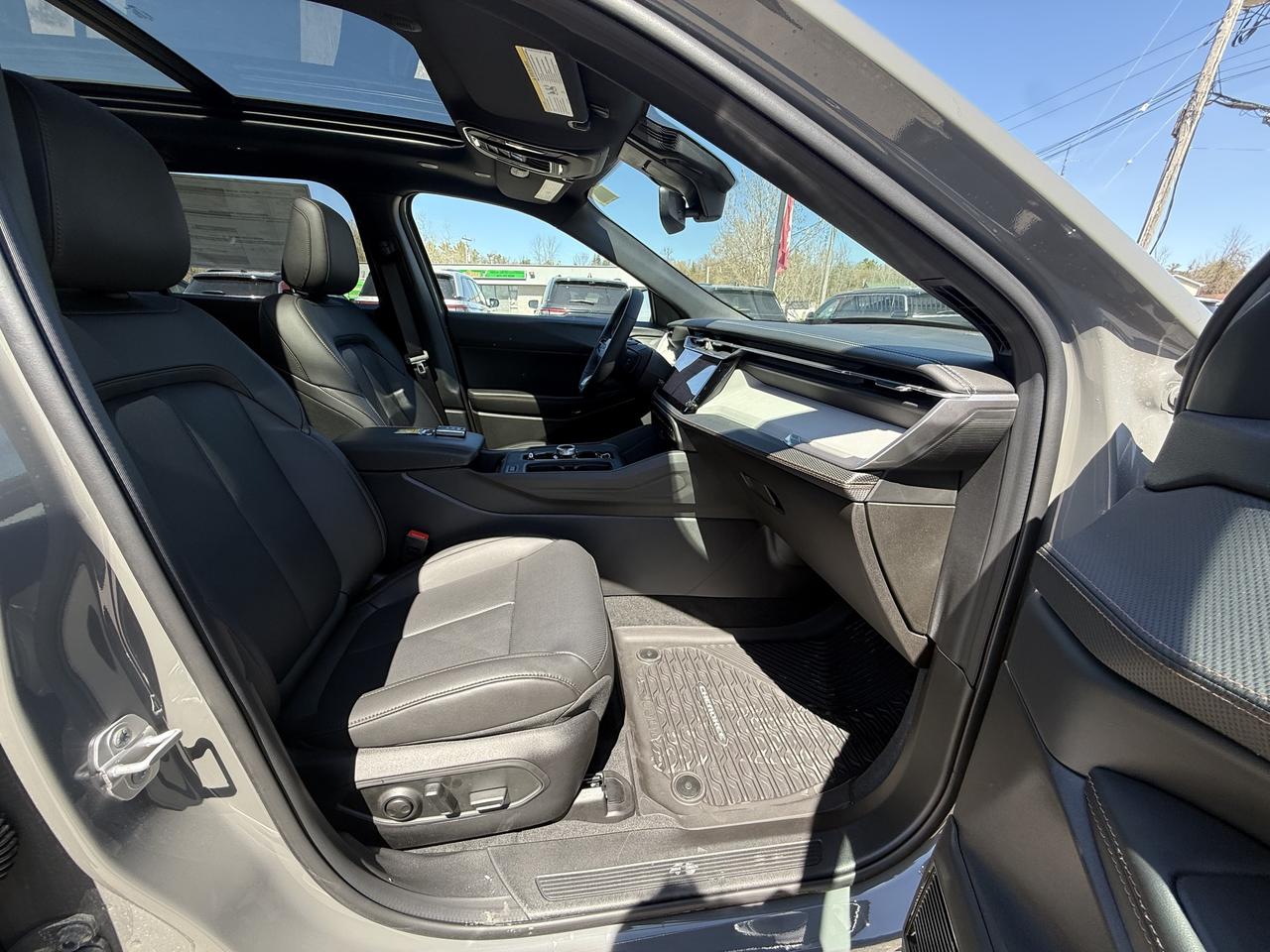 2026 Jeep Cherokee Limited 4X4 Photo