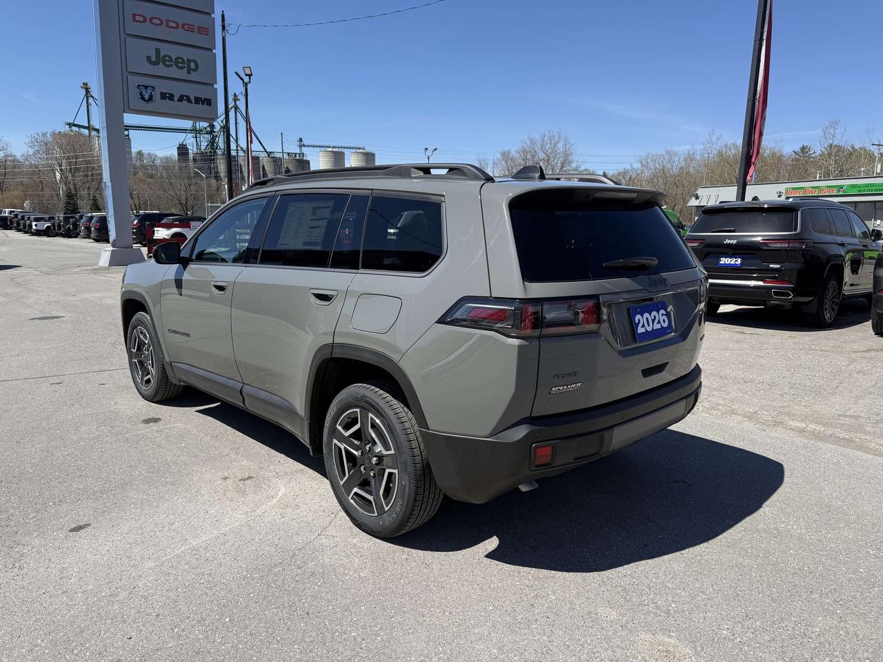 2026 Jeep Cherokee Limited 4X4 Photo