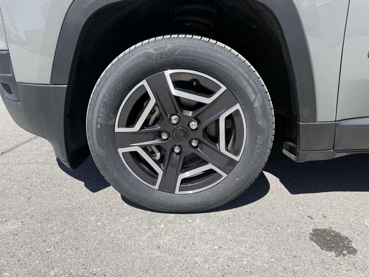 2026 Jeep Cherokee Limited 4X4 Photo