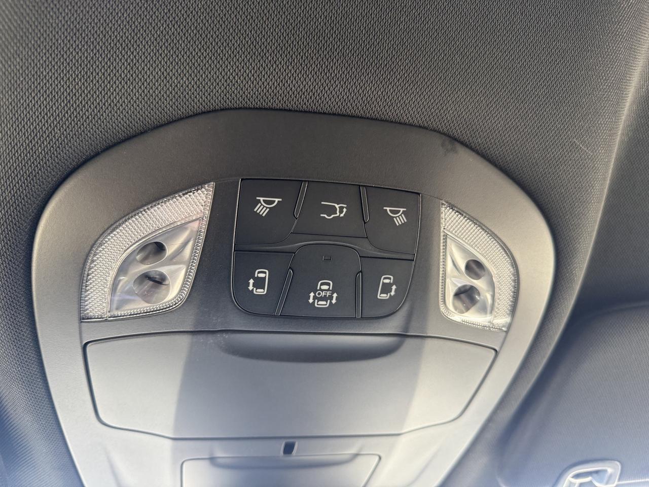 2026 Dodge Grand Caravan SXT Photo