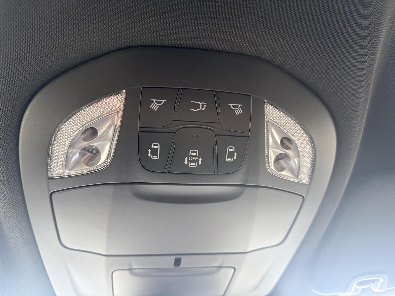 2026 Dodge Grand Caravan SXT Photo