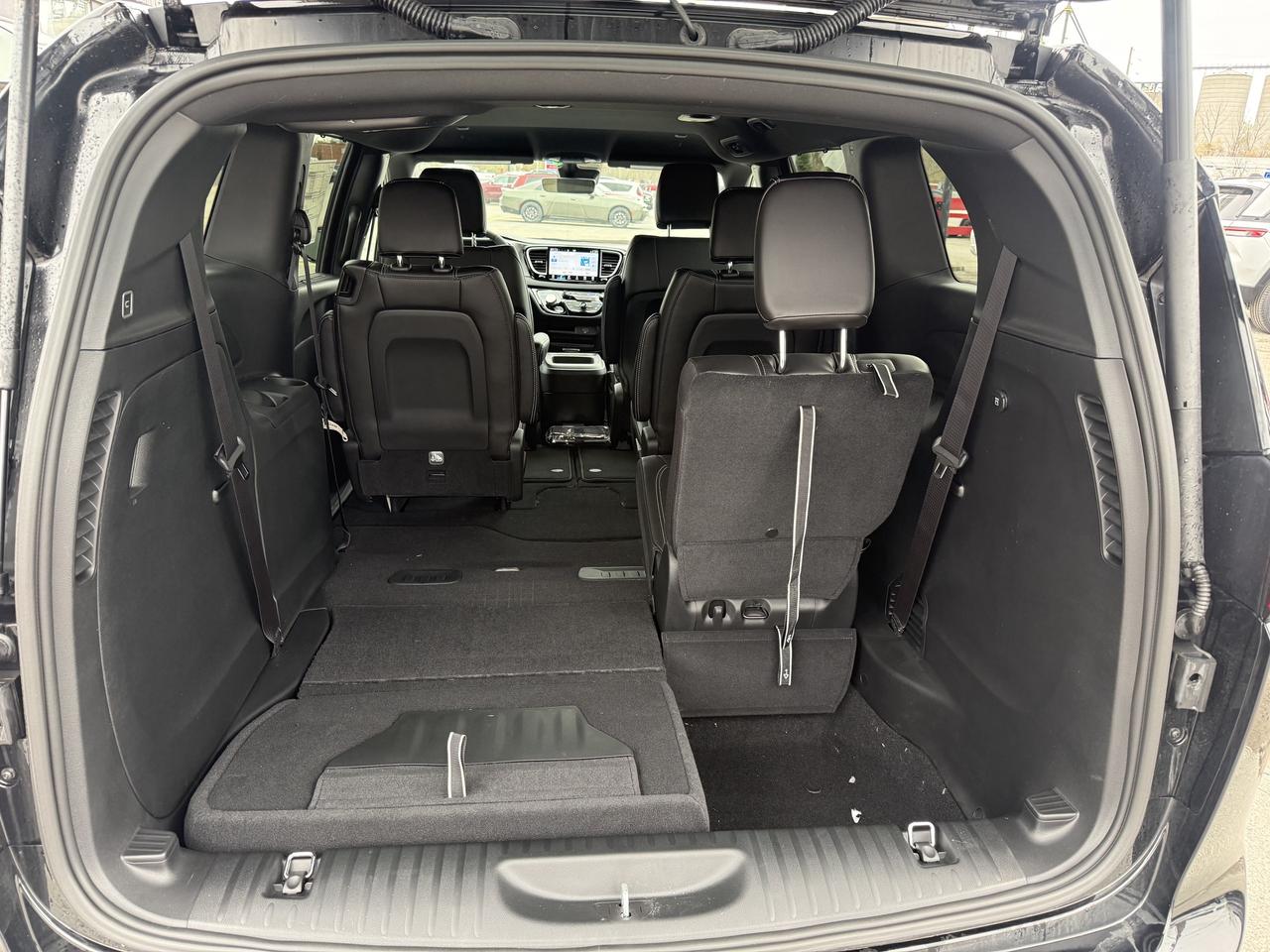 2026 Dodge Grand Caravan SXT Photo