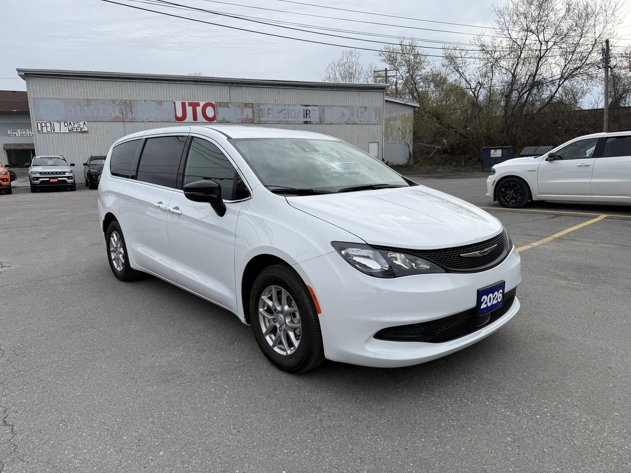 2026 Dodge Grand Caravan SXT Photo