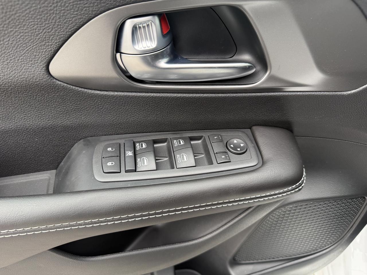 2026 Dodge Grand Caravan SXT Photo