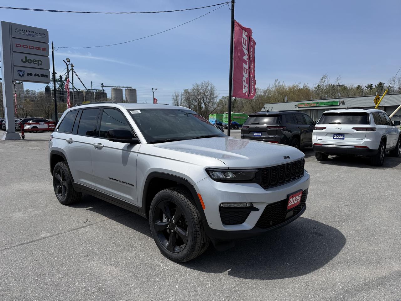 2025 Jeep Grand Cherokee LIMITED- PANOROOF-NAV- COOLED SEATS Photo