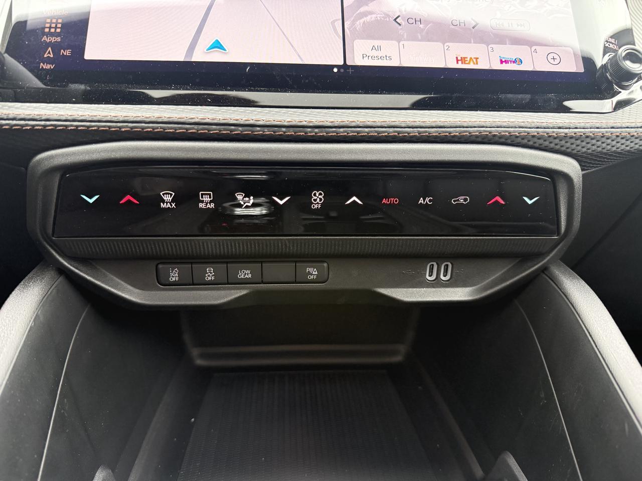 2026 Jeep Cherokee Limited 4X4 Photo